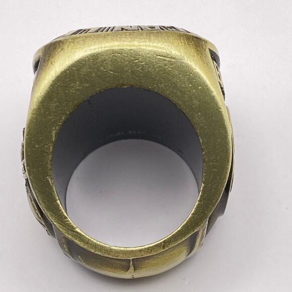 Milwaukee Brewers 1982 World Series Championship Replica Ring Baseball Size 10 - Picture 6 of 9